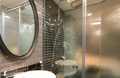French Quarter Hotel | Hanoi Paradise Center Hotel & Spa
