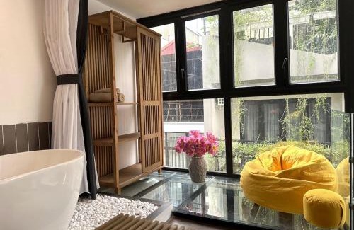 Hang Trong Apartamento | HanoianHearths- HomeForAll-MiniPool-Projectors-Tub