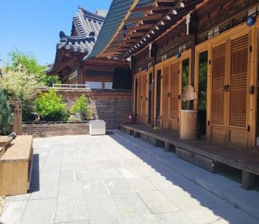 Jeonju Casa | Hanok Saehamano in Jeonju