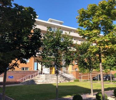 Century Wharf Apartamento | Hansen House 2 with Private Parking