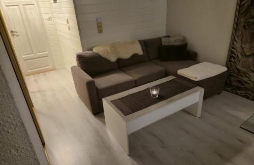 Fotlandsvag Apartamento | Hanstveitvegen 5 Guest Apartment
