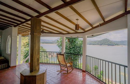 Karalliyadda Casa | Hanthanapitiya Walawwa - The Lakeview Bunglow