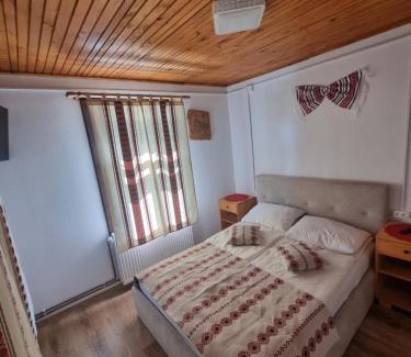 Joseni Casa | Hanul Basa Fogadó