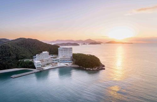 Jangmok-myeon Complejo | Hanwha Resort Geoje Belvedere
