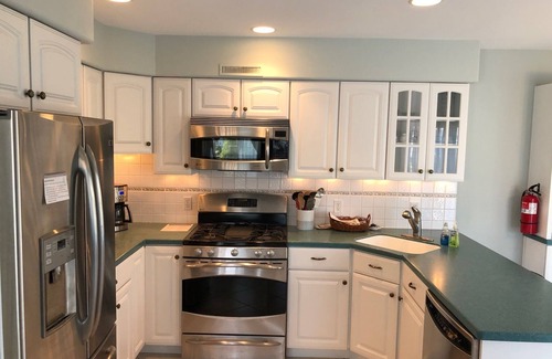 Admiral Estates Casa | HAPPILY EVER AFTER BEACH HOUSE