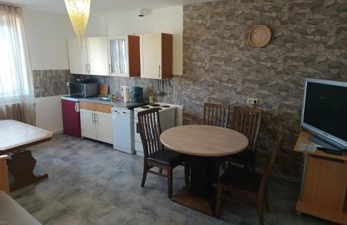 Hofgeismar Apartamento | HAPPINESS 2-ZApp 1-OG Hofgeismar-Zentrum!