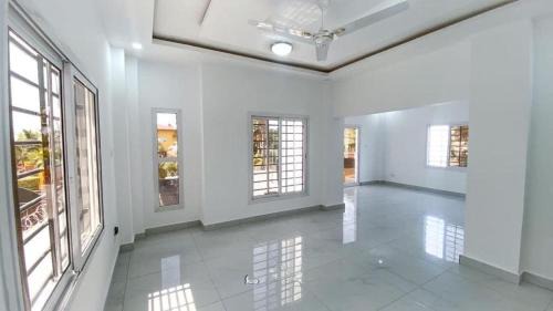 Brufut Apartamento | Happiness House Gambia