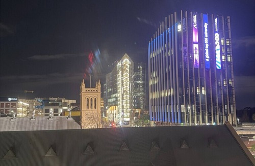 Adelaide Central Business District Apartamento | Happy BNB at Oaks Embassy