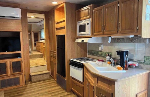 Columbia Casa | Happy Camper (Tiny Home)