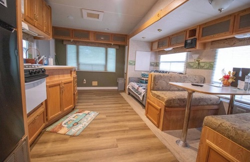 Columbia Casa | Happy Camper (Tiny Home)