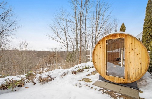 Harbor Springs Cama Y Desayuno | Happy Days and Nights - Bear's Den