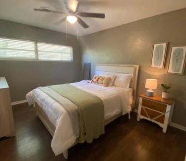 Lakeland Casa | Happy Days at Two Oaks Entire Home Minutes From Beautiful Lake Hollingsworth