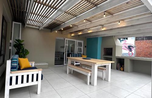 Jeffreys Bay Casa | Happy Dayz Holiday House