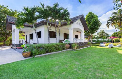 Chalong Villa | Happy Family Villa 2