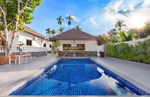 Chalong Villa | Happy Family Villa 2