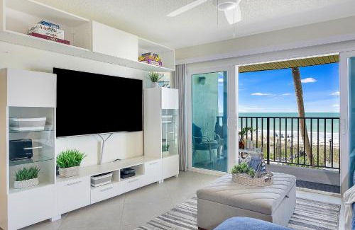 Indian Rocks Beach Casa | Happy Fiddler 214