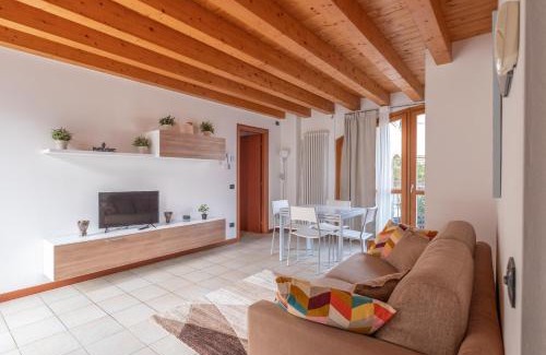 Riva di Solto Apartamento | Happy Guest Apartments - Lake & Relax