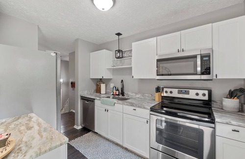 Kenton Casa | Happy Haven / 3 BD 1.5 BATH