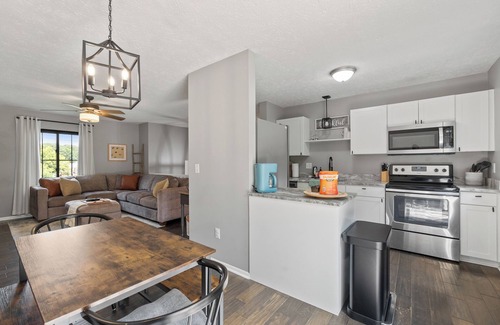 Kenton Casa | Happy Haven / 3 BD 1.5 BATH