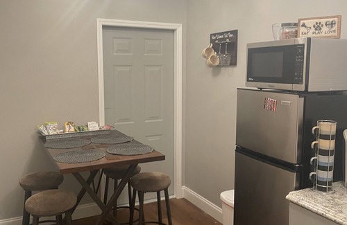 Kingston Apartamento | Happy Hideaway: Rural Knoxville area apartment with a GAME room