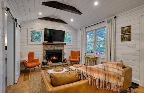 Highlands Casa | Happy Hiker