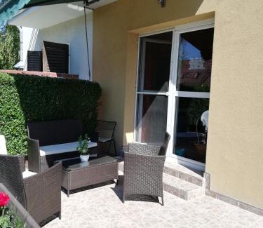 Gyenesdias Apartamento | Happy Home Apartman