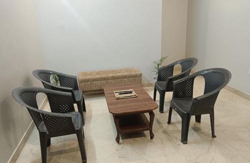 Mahmoorganj Casa | Happy Homes - Entire 2BHK Flat