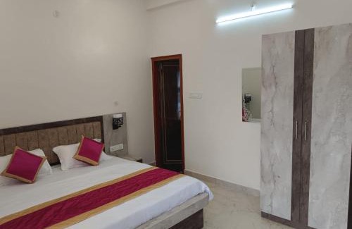 Mahmoorganj Casa | Happy Homes - Entire 2BHK Flat