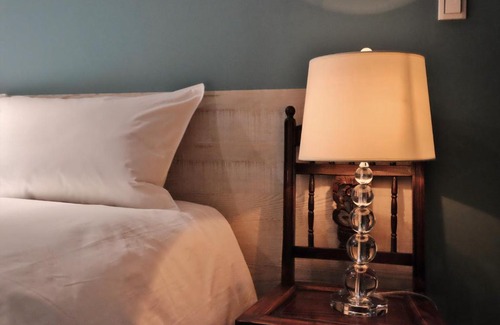 Central District Hotel | Happy Inn