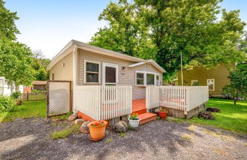 Penn Yan Casa | Happy Lake Trails