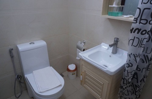 Floreal Casa | Happy Ours Guest House