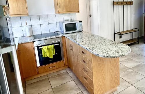 Pringle Bay Apartamento | Happy Place Pringle Bay for 2