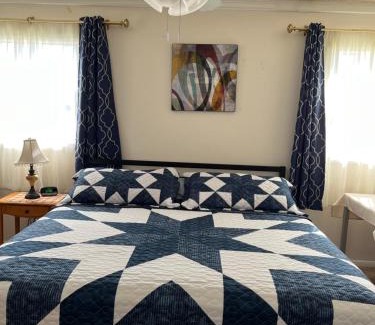 Fort Myers Casa | Happy Rest Stop House