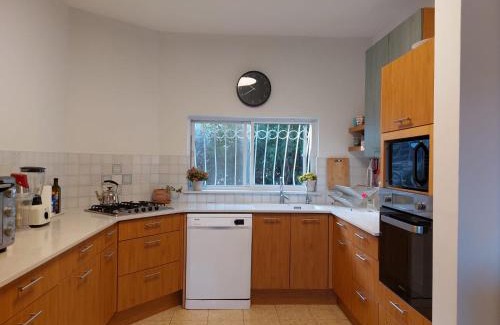 Zikhron Ya'aqov Villa | Happy Vacation House