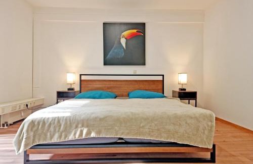 Connewitz Apartamento | HappySide Karli Loft 1- Parkplatz - WLAN - SmartTV
