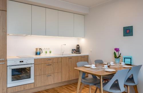 Tartu Apartamento | HARAKA APARTMENT WITH SUNSET BALCONY