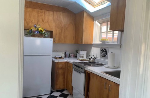 Edgartown Cabaña | Harbor Front cottage for monthly rent