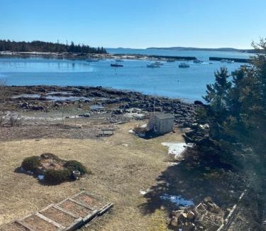 Jonesport Apartamento | Harbor House Hotel by Umaniii in Jonesport Maine