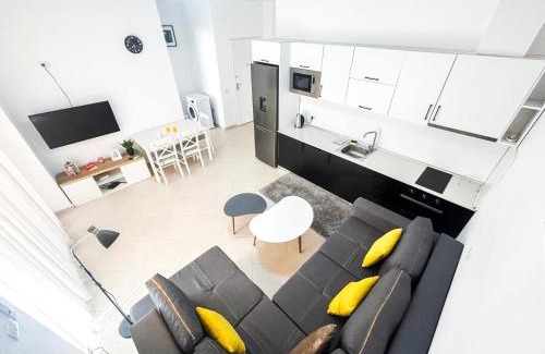 Durres Apartamento | Harbor Light Suites