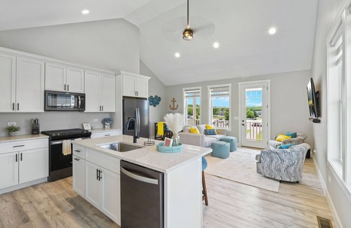 Ottawa Casa | Harbor me Away 3bed 2.5 bath