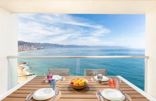 Las Glorias Apartamento | Harbor N1602 by Moikkarentals