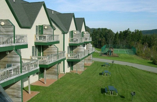 Southwest Harbor Condominio | Harbor Ridge Resort - 2BR/2.5BA - Great Location