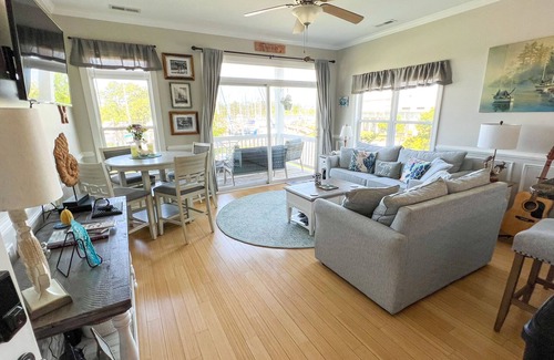 Fairfield Harbour Casa | Harbor View by Salty Sweet Retreats: Majestic Marina Front Townhome 3 Story Deck
