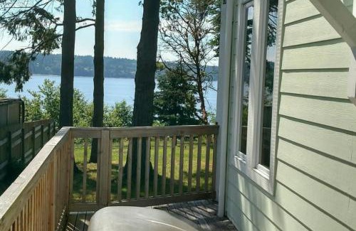 Langley Casa | Harbor View Haven by AvantStay Private Backyard