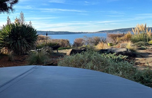 Langley Casa | Harbor View House