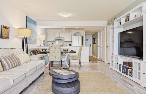 Moorings Condominio | Harbor view, sunsets and a short walk to private beach access, we have it all!