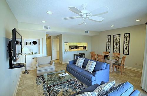 Shelter Cove Villa | Harbor View Vacation Villa - Affordable - Palmetto Dunes Beach Access Included
