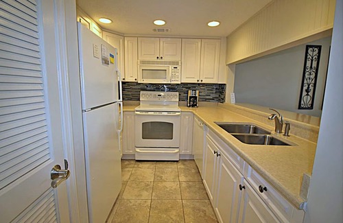 Shelter Cove Villa | Harbor View Vacation Villa - Affordable - Palmetto Dunes Beach Access Included