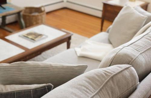Barrington Casa | Harbor Walk Charming 4BR Steps to Town & Harbor