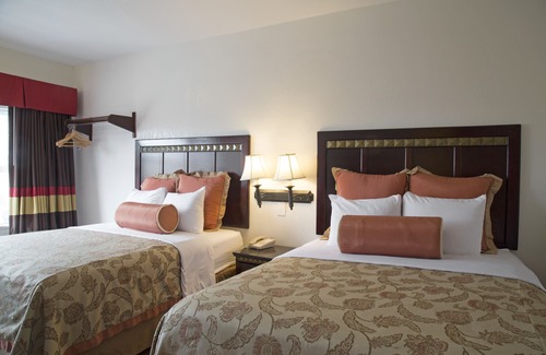 Little Italy Hotel | Harborview Inn & Suites San Diego Harbor